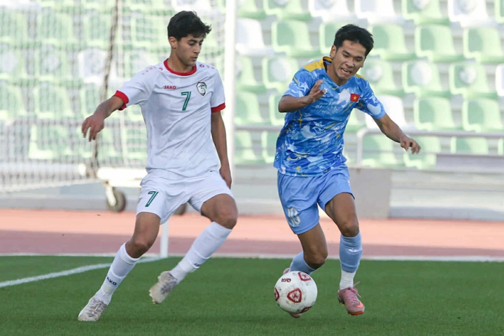 Đình Bắc rời sân ở hiệp 1, U23 Việt Nam thua U23 Syria trước giải châu Á