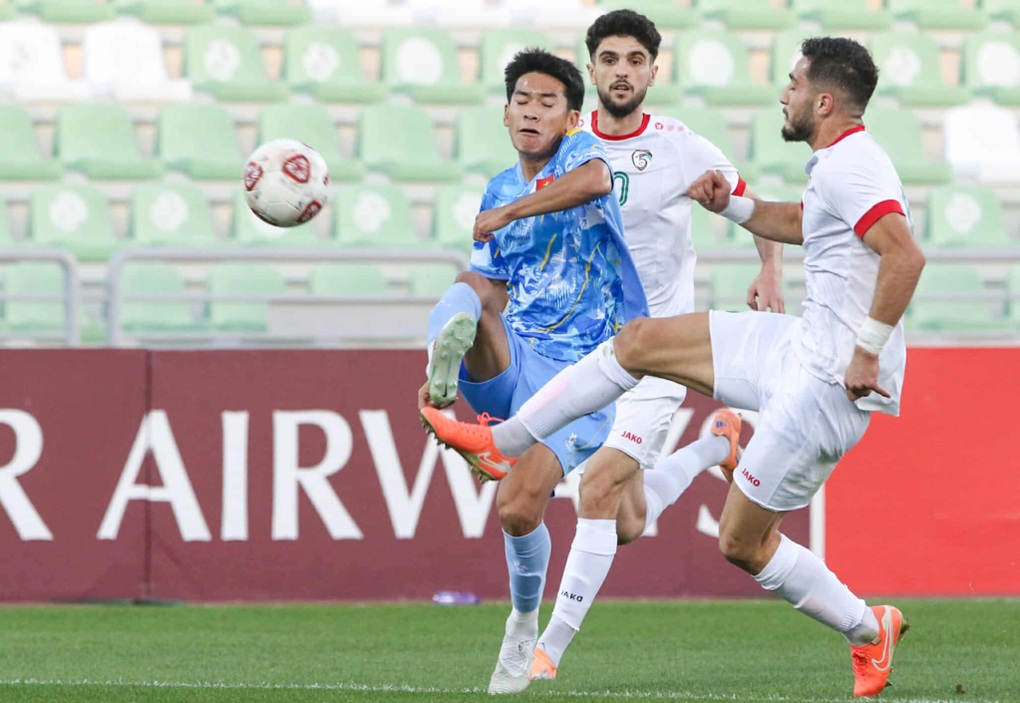 Đình Bắc rời sân ở hiệp 1, U23 Việt Nam thua U23 Syria trước giải châu Á - 3