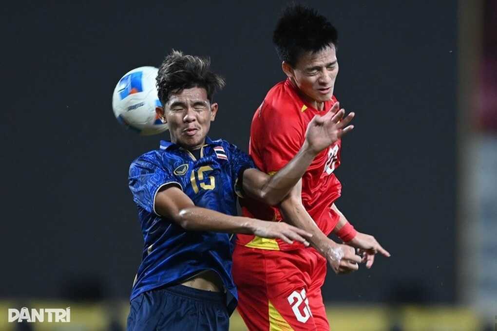 HLV U23 Thái Lan thừa nhận bị sốc vì tổn thất quá lớn của đội nhà - 2