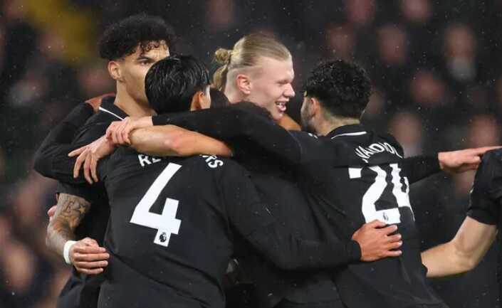 Soi trận Sunderland vs Man City: Erling Haaland thử thách ~Mèo đen~