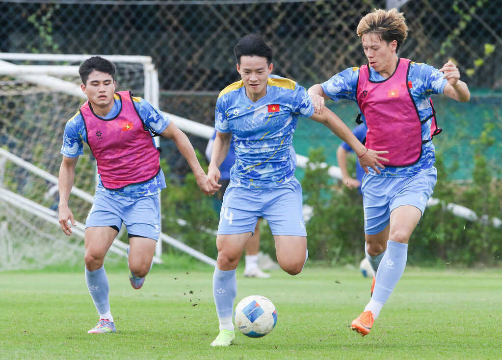 Thanh Nhàn khiến HLV Kim Sang Sik lo lắng trước VCK U23 châu Á