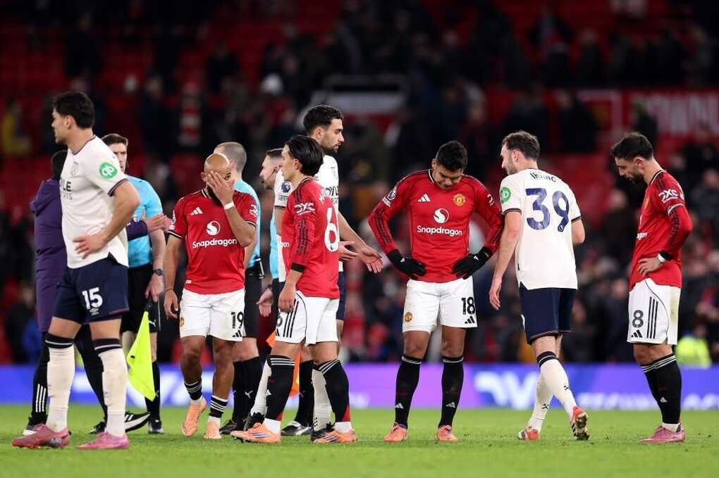 Tin bóng đá - Roy Keane chỉ trích hàng phòng ngự tệ hại của Man Utd