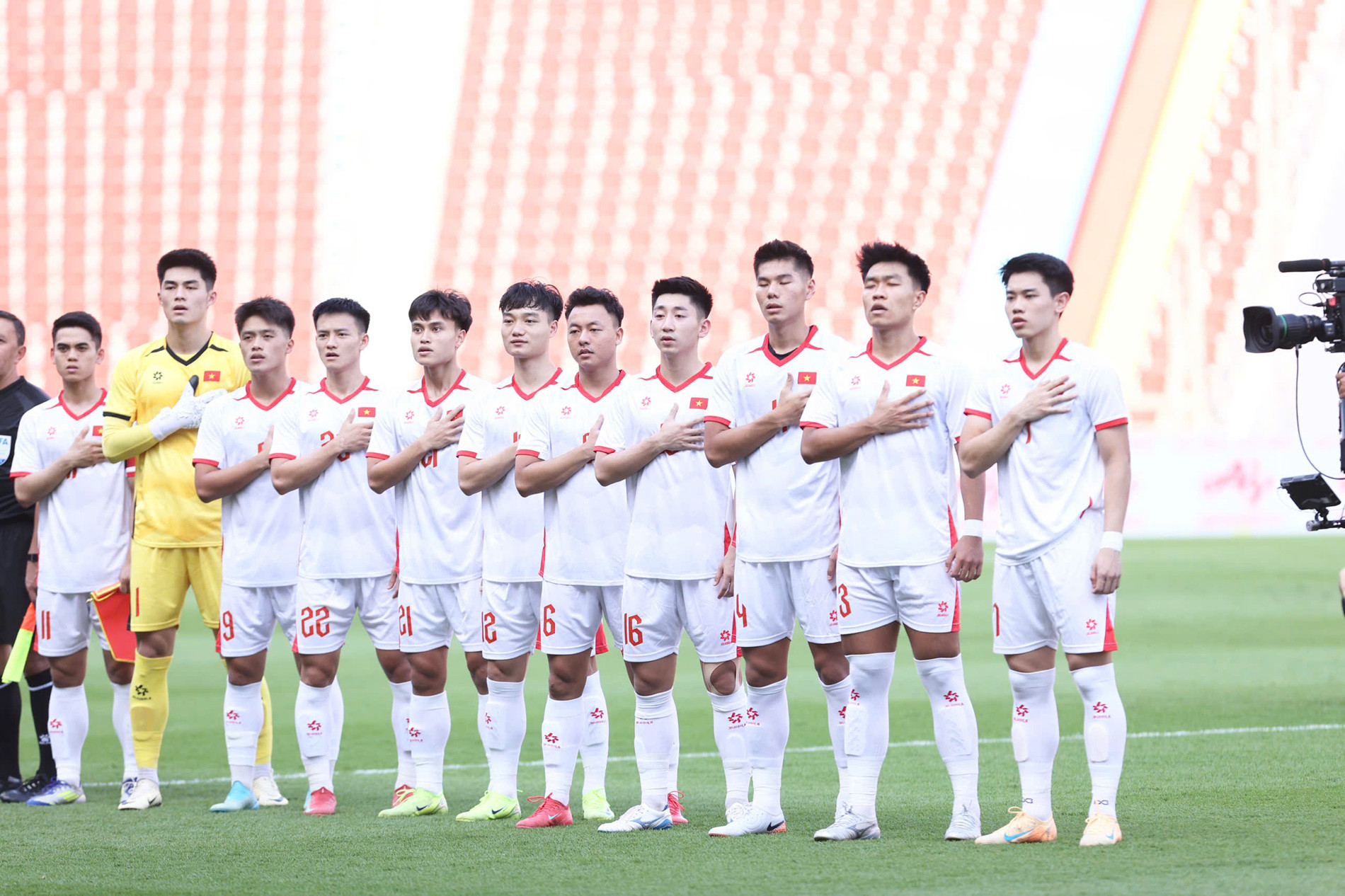 Đội U22 Việt Nam đi `do thám` U22 Malaysia