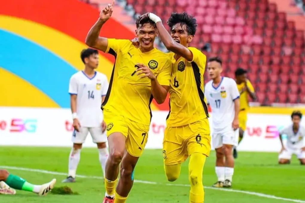 Báo Malaysia bình luận khi đội nhà xếp trên và lợi thế trước U22 Việt Nam