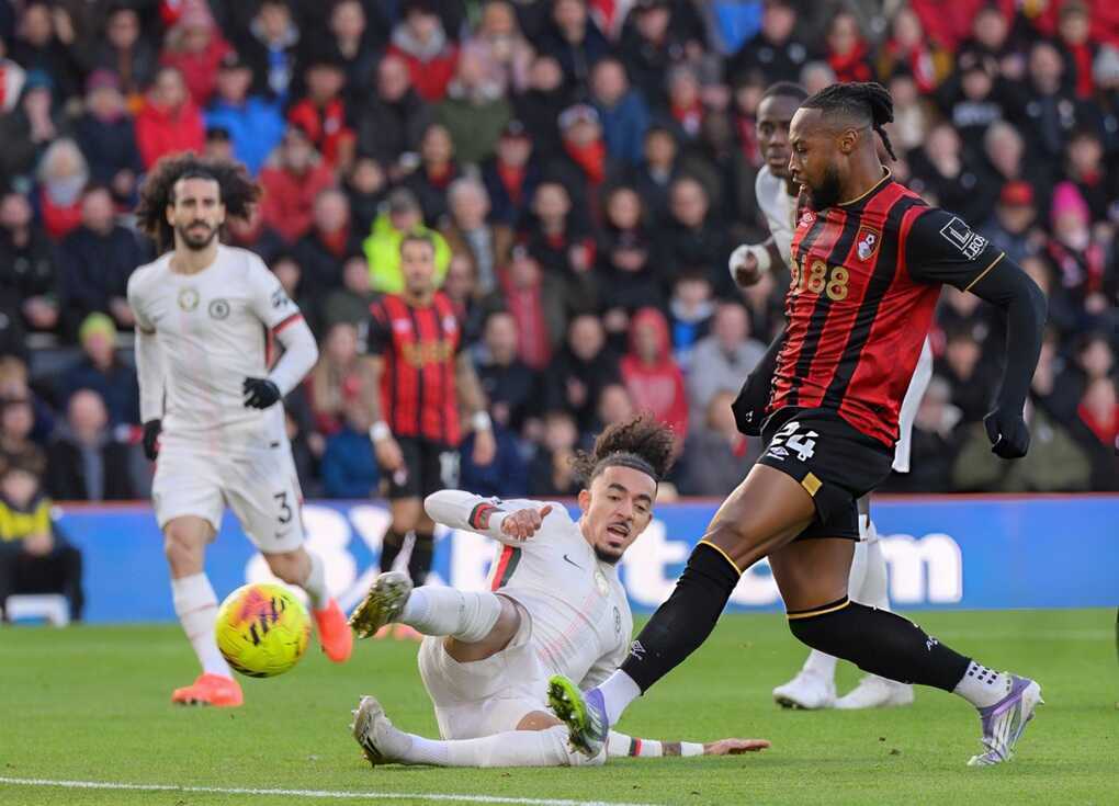 Chelsea hòa Bournemouth, tiếp tục hụt hơi trong cuộc đua vô địch