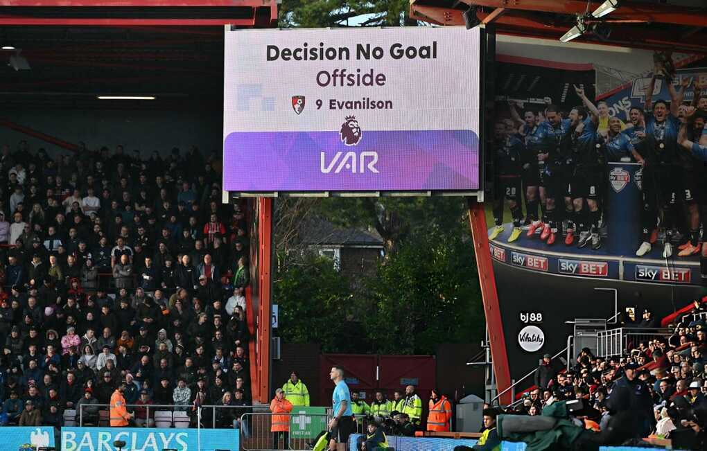 Chelsea hòa Bournemouth, tiếp tục hụt hơi trong cuộc đua vô địch - 2