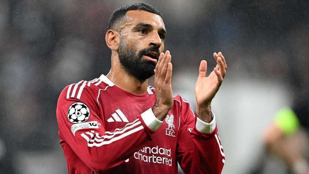 Salah uất ức công khai mâu thuẫn với Liverpool, ám chỉ muốn ra đi - 2