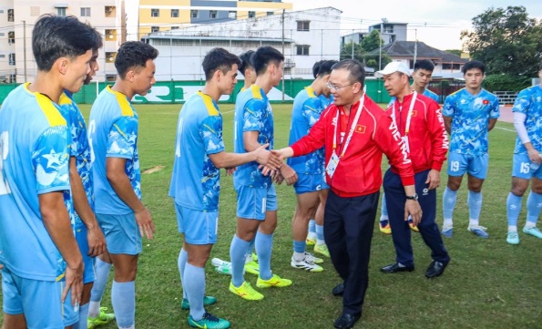 U22 Việt Nam nhận sự khích lệ quý báu trước trận Malaysia