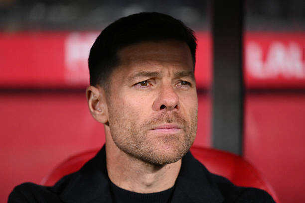 Alonso không thể làm hài lòng tất cả mọi người. 