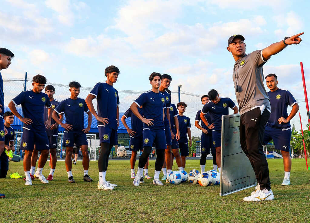 Malaysia có viện binh, mặc áo không số giấu bài đấu U22 Việt Nam