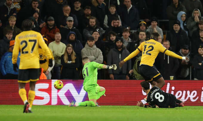 Man Utd đại thắng đội chót bảng Ngoại hạng Anh