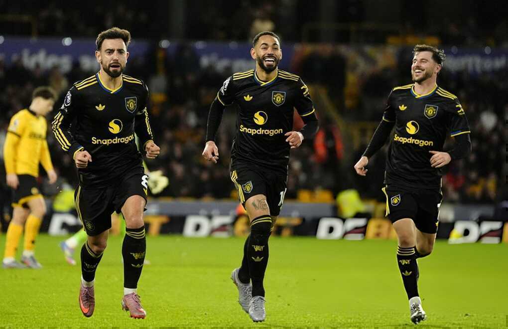 Man Utd ~nghiền nát~ Wolves, áp sát top 4 Ngoại hạng Anh