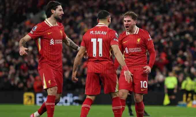 Liverpool hơn Arsenal 13 điểm tại Ngoại hạng Anh