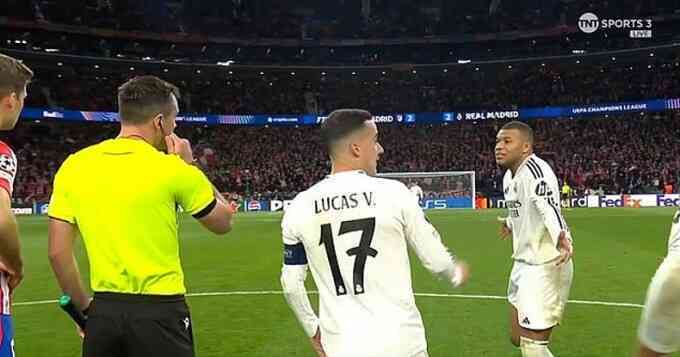 Tin bóng đá - Mbappe tố cáo vi phạm của Alvarez với trọng tài