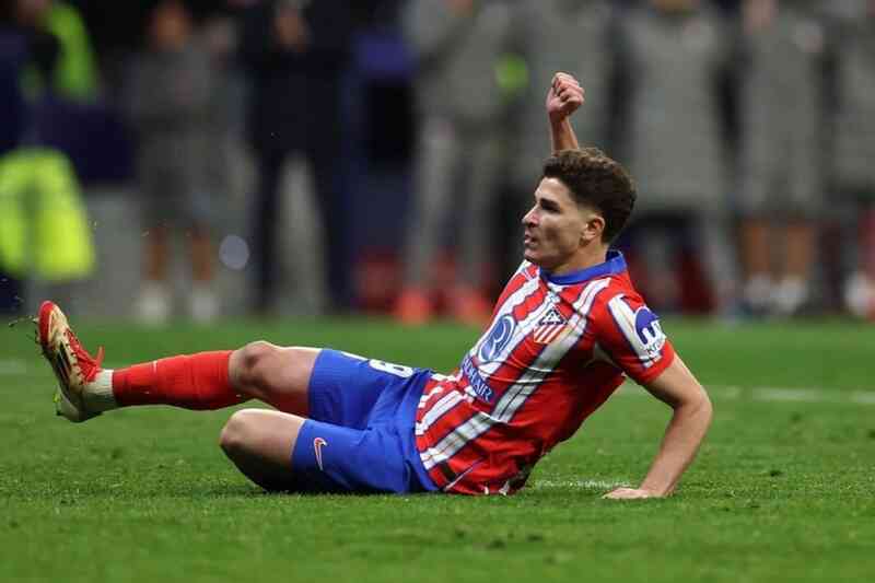 UEFA tung bằng chứng, phán quyết về quả 11m hai chạm của Julian Alvarez - 2