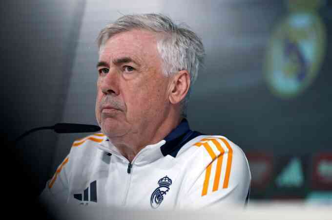 Ancelotti: `Bản quyền truyền hình được ưu tiên hơn cầu thủ`