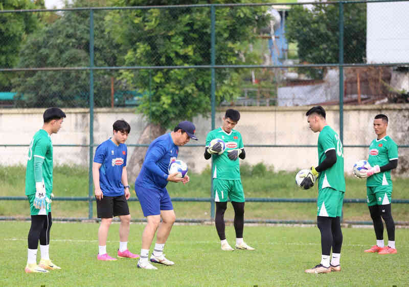 vn_17_3_1.jpg