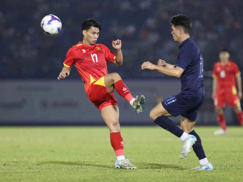 Tuyển Việt Nam và những âu lo sau chiến thắng