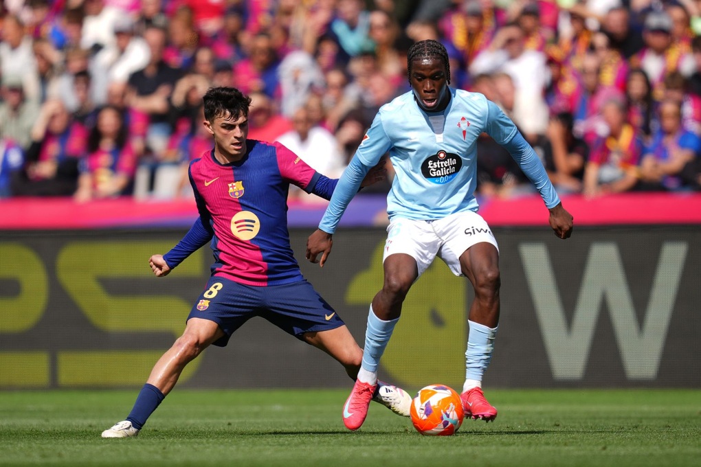 Barcelona ngược dòng giành chiến thắng, tiếp tục bỏ xa Real Madrid