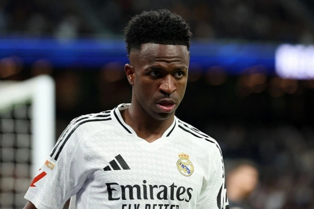 Vinicius gặp rắc rối, có nguy cơ chịu đòn trừng phạt mạnh mẽ từ FIFA