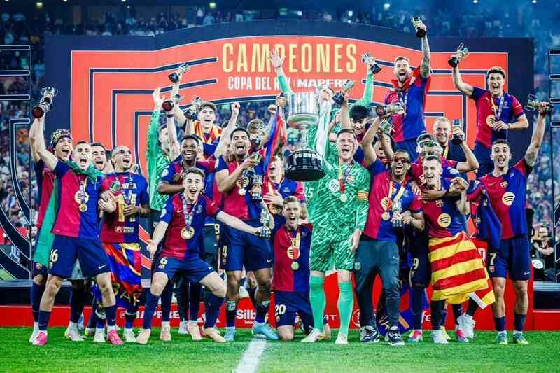 Đánh bại Real Madrid, HLV Hansi Flick kỳ vọng Barcelona giành cú ăn ba