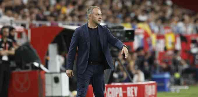 HLV Barca: `Chỉ mừng thắng Real một ngày, rồi chuẩn bị đấu Inter`