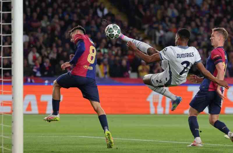 Lamine Yamal ghi bàn, Barcelona hòa Inter trong trận cầu nhiều siêu phẩm - 2