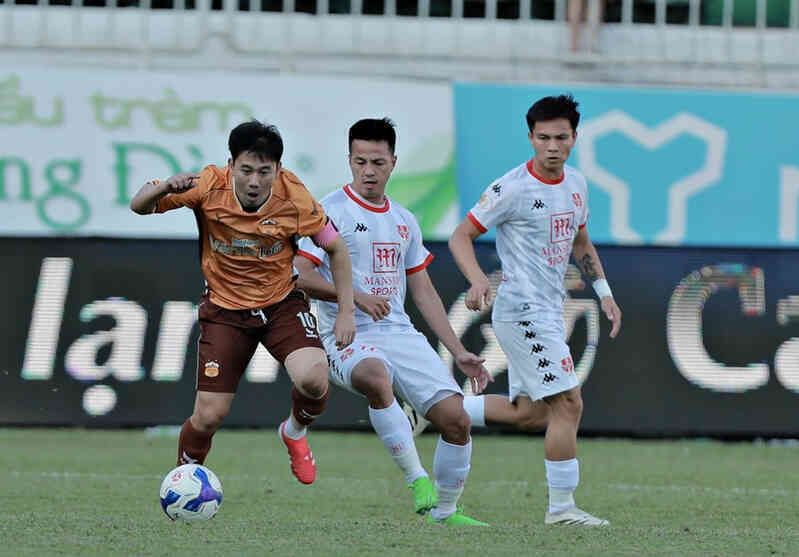 HAGL: Ốc chưa mang nổi mình ốc