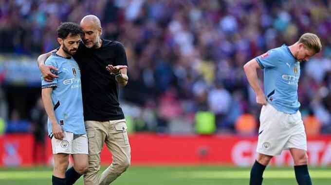 Bernardo Silva ám chỉ đồng đội phá hoại Man City