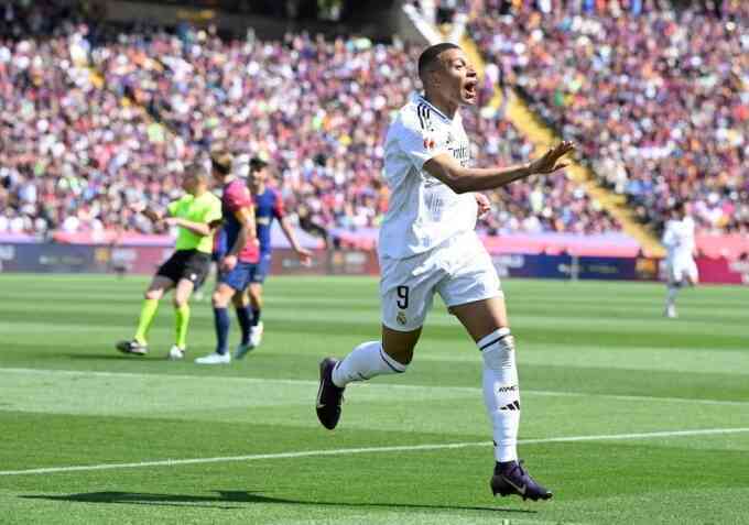 Petit: `Mùa giải của Mbappe và Real là nghịch lý`