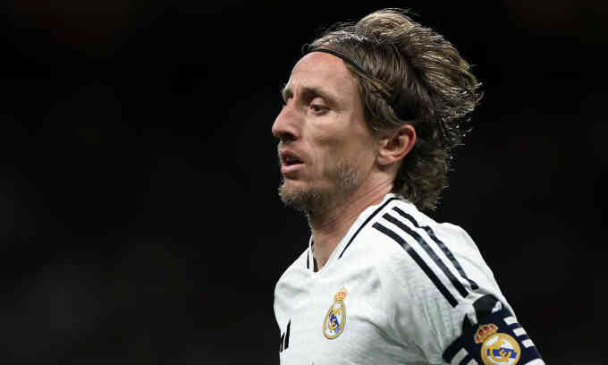Modric chia tay Real