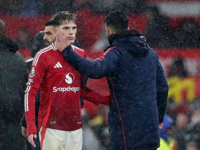Amorim yêu cầu Garnacho rời Man Utd