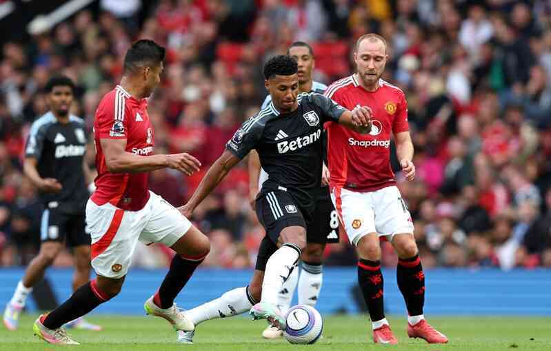 Man Utd khiến Aston Villa tuột vé dự Champions League