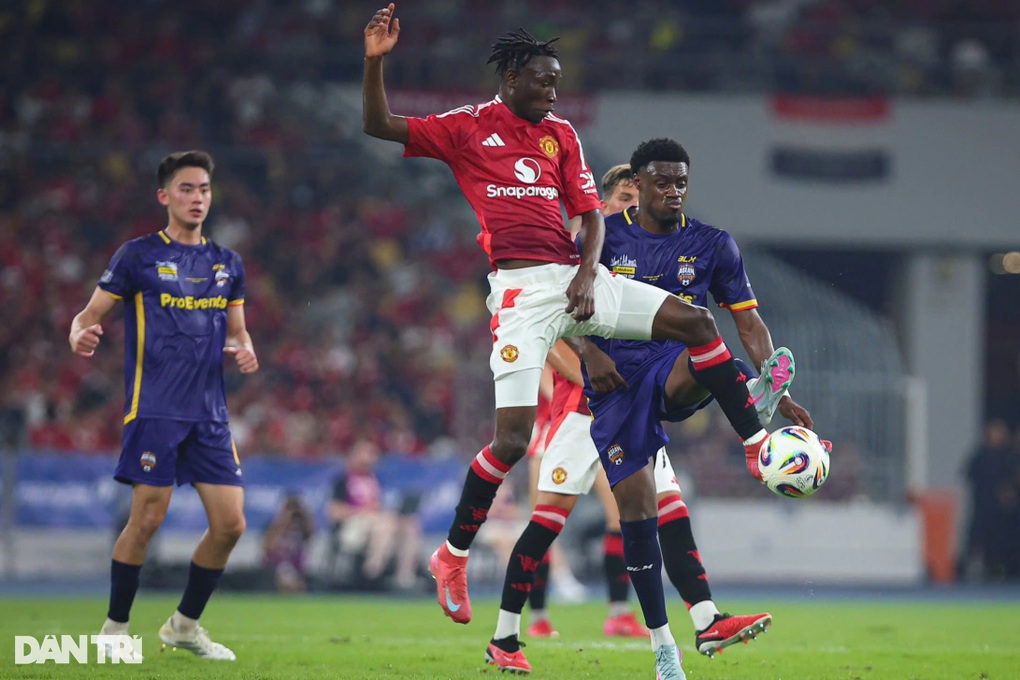 Báo Đông Nam Á nói thẳng về Man Utd sau trận thua ASEAN All-Stars