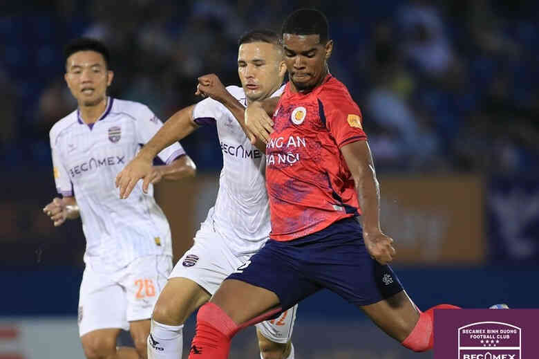 CAHN ngược dòng đánh bại Bình Dương