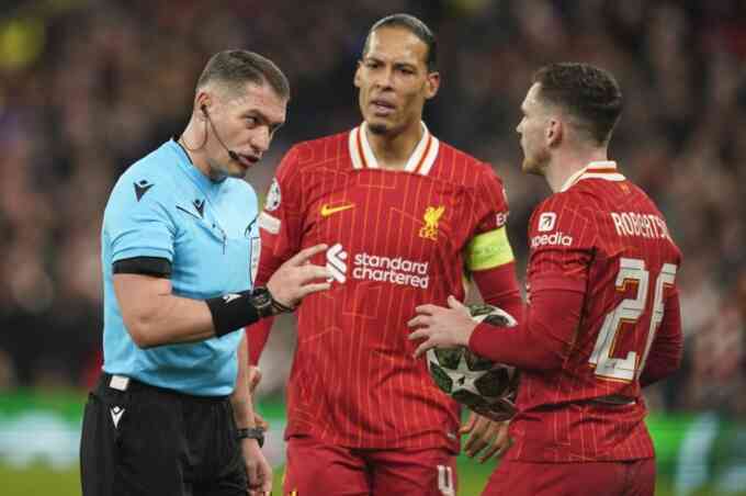 Trọng tài làm nên lịch sử nhờ chung kết Champions League