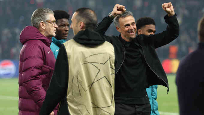 Enrique: `Arteta suýt giết tôi`