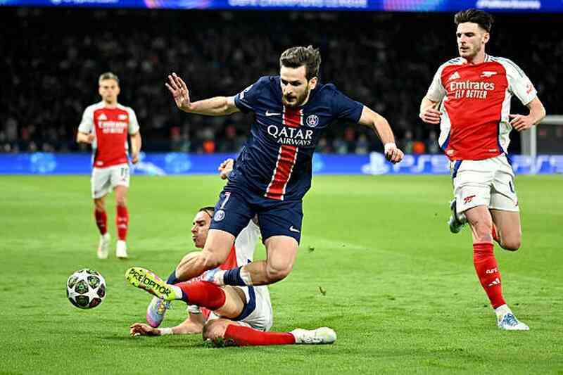 HLV Arteta: ~Nếu may mắn, Arsenal đã dẫn trước PSG 3-0 ở 20 phút đầu~
