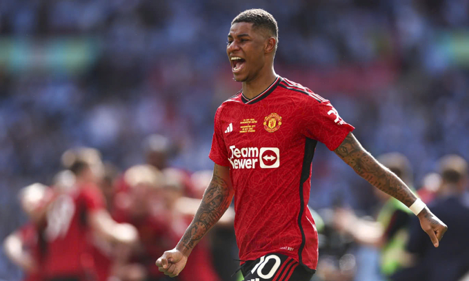 Rashford tự ứng cử với Barca