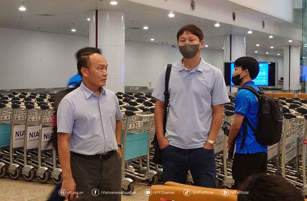 HLV Kim Sang Sik dẫn dắt U23 Việt Nam dự hai giải đấu lớn