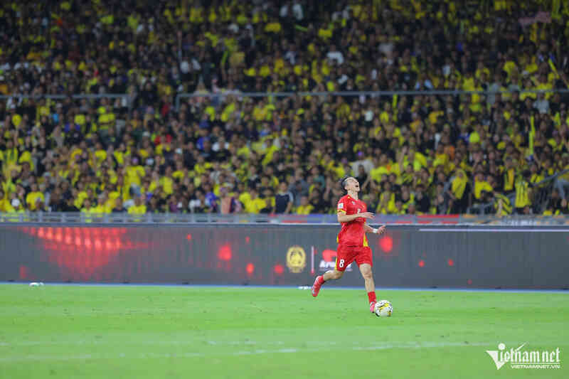 W-tuyen viet nam malaysia 11.jpg