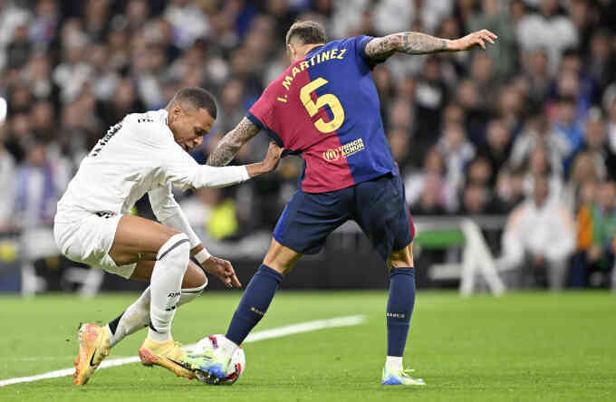 Mbappe thua đậm, hay bóng đá ngày càng nặng học thuật?