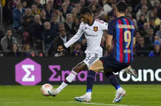Barca muốn mượn Rashford