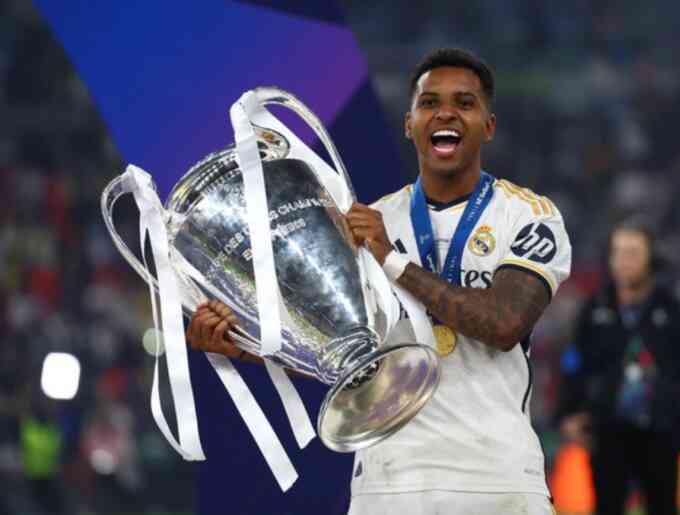 Arsenal, Man City tranh mua Rodrygo