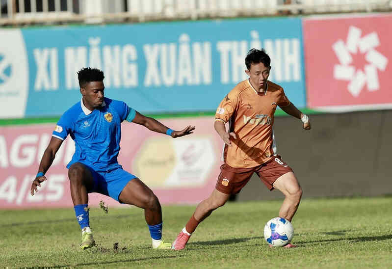 Sau vé trụ hạng, về đâu HAGL...