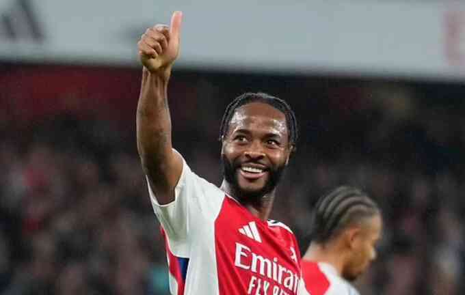 Arsenal chia tay 17 cầu thủ