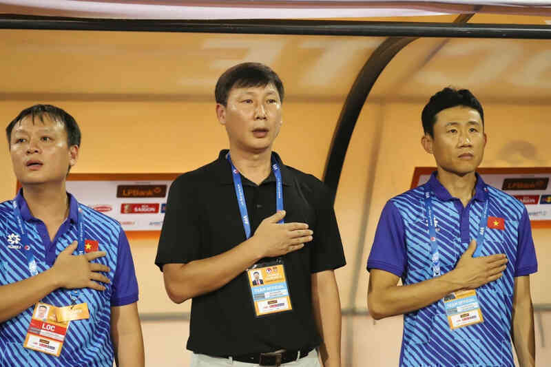 Cựu trợ lý HLV Kim Sang Sik dẫn dắt CLB Thanh Hóa