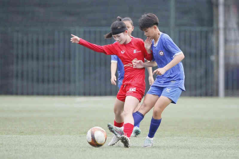 Giải U16 nữ Quốc gia: Phong Phú Hà Nam vươn lên dẫn đầu