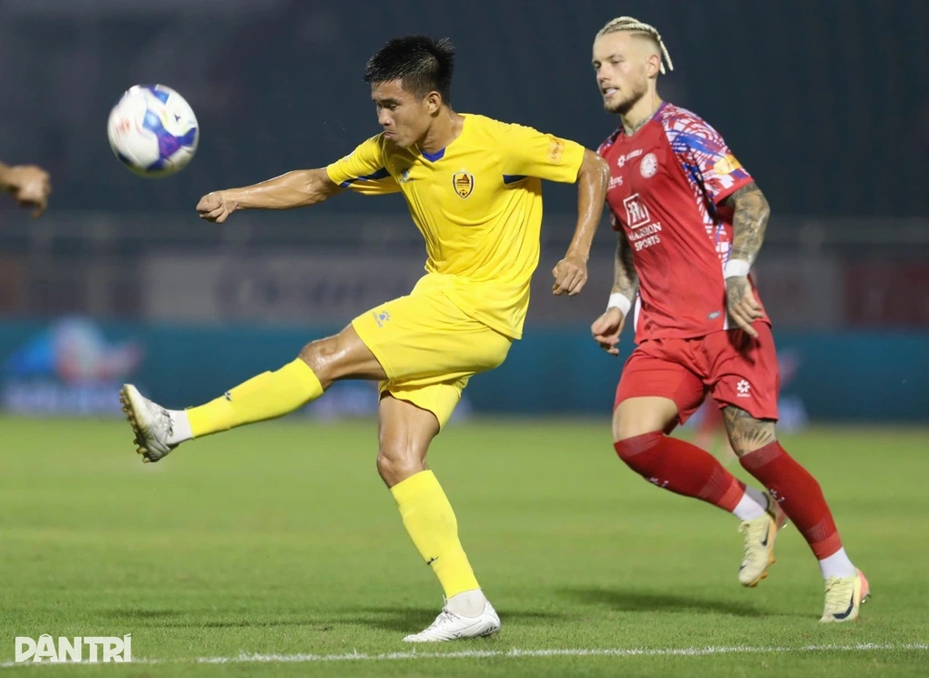 CLB Quảng Nam bỏ giải V-League, đội bóng của Công Phượng sáng cửa thay thế
