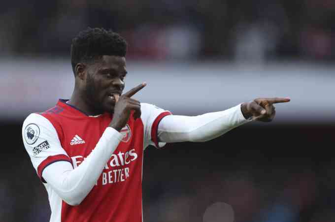 Cựu tiền vệ Arsenal bị truy tố 5 tội danh hiếp dâm